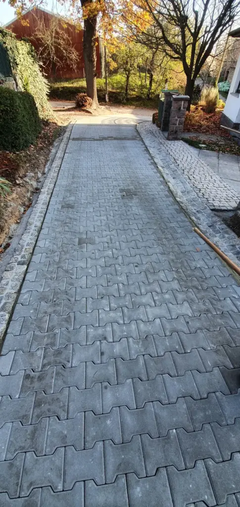 Hofzufahrt gepflastert – Galabau Schurig Klipphausen