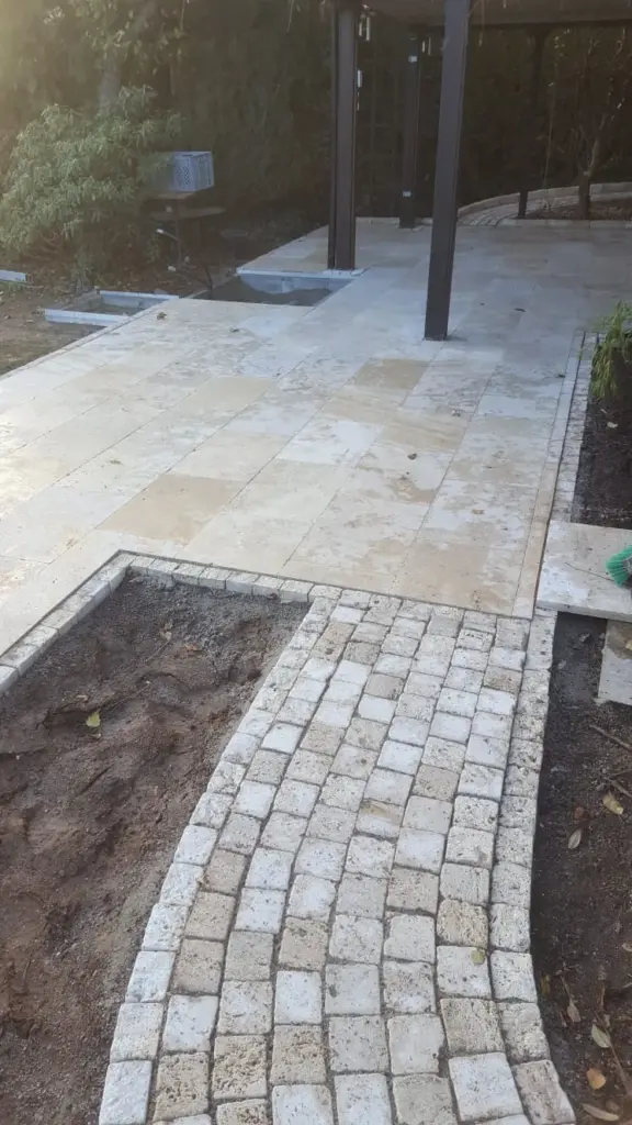 Gartenweg für eine natürliche Optik – Galabau Schurig Klipphausen